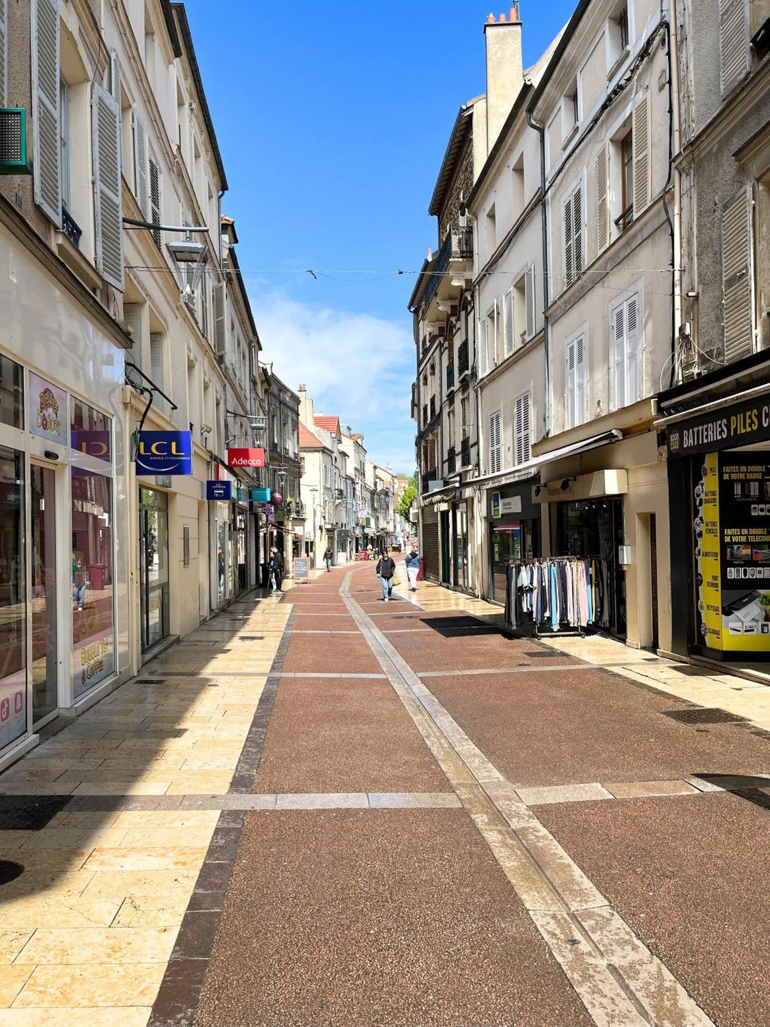 Sweethost - L'Amazone - T2 Proche Gare & Disneyland Lagny-sur-Marne Экстерьер фото